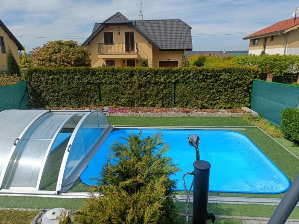 Relaxklub Villa S Wellness Tremosna Bagian luar foto