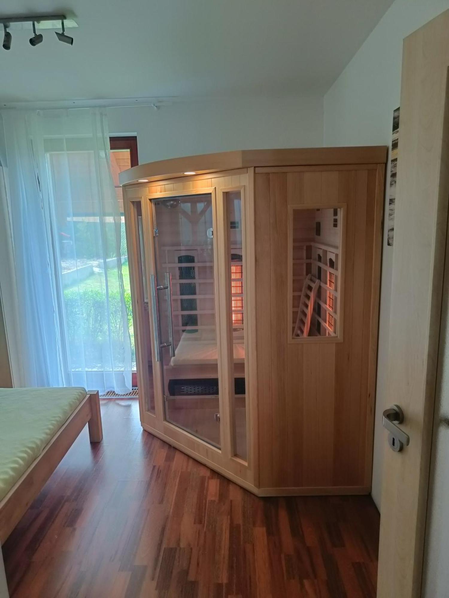 Relaxklub Villa S Wellness Tremosna Bagian luar foto